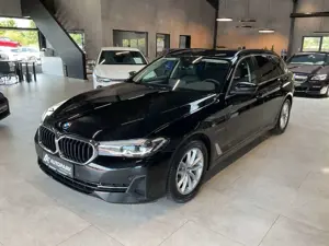 BMW 520 d Touring Kamera LED Leder LiveC. Sportsitze
