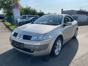 Renault Megane II Coupe / Cabrio Privilege Bild 3