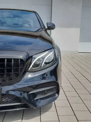 Mercedes-Benz E 220 d Limo/3xAMG Line/LED/Pano/WidescreenC/Kam