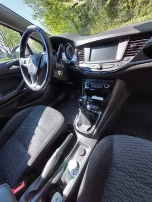 Opel Astra Astra 1.4 Turbo Active Bild 4