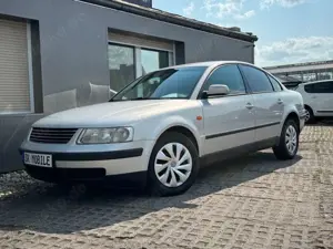 Volkswagen Passat KLIMA*ZAHNRIEMEN*FEST PREIS*