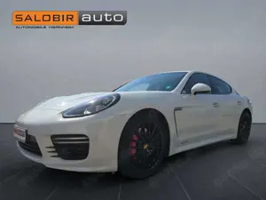Porsche Panamera GTS Sport Chrono BOSE Luftfed Kamera