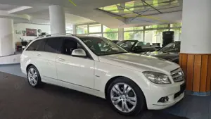 Mercedes-Benz C 220 CDI Avantgarde/AHK/Alu/Navi/SHZ/Temp/2.Hd Bild 3