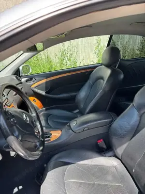 Mercedes-Benz CLK 320 Coupe Avantgarde Bild 5