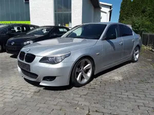 BMW 523 523i*Klimaautomatik*SHZ*Hochdruckp. neu* wenig km