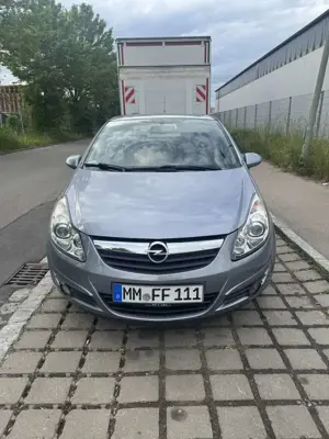 Opel Corsa 1.4 16V Innovation 110 Jahre
