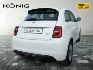 Fiat 500e Klima *CarPlay *Radio Bild 3