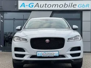 Jaguar F-Pace Portfolio AWD-Soundsystem-Rückfahrkamera Bild 2