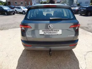 Skoda Karoq Style/LED/DSG/AHK/Kamera/59.500km/ Bild 4