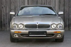 Jaguar XJ8 XJ 4.0 Sovereign