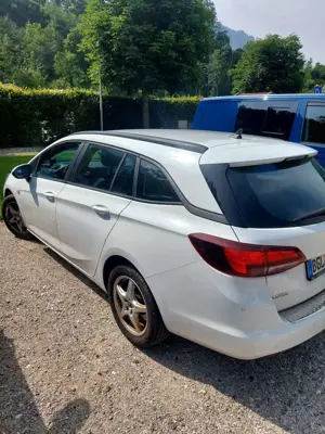 Opel Astra 1.6 D (CDTI) Start/Stop Sports Tourer Dynamic Bild 5