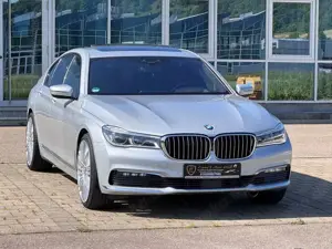 BMW 740 d xDrive Laserlight Aktivlenkung Head Up Disp