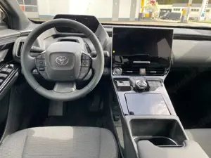 Toyota bZ4X FWD Bild 5