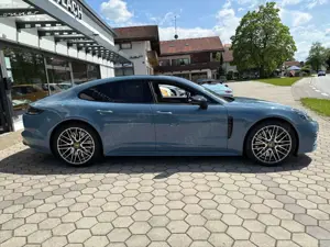 Porsche Panamera Turbo S INNO PTS FARBE BURMESTER PANO 21LM VOLL! Bild 5