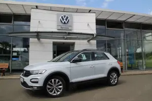 Volkswagen T-Roc Style 4Motion TDI DSG  AHK+Navi