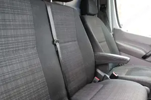 Mercedes-Benz Sprinter II Kasten 216 CDI Blue Tec Klima AHK Bild 4