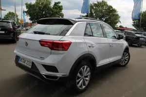 Volkswagen T-Roc Style 4Motion TDI DSG  AHK+Navi Bild 4