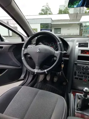 Peugeot 407 407 125 Tendance Bild 3