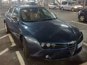 Alfa Romeo 159 2.4 JTDM 20V DPF Elegante Bild 4 Alfa Romeo 159 2.4 JTDM 20V DPF Elegante Bild 4