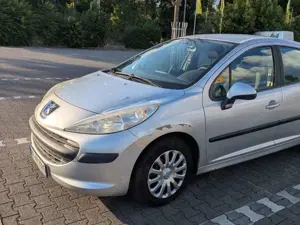 Peugeot 207 90 Filou