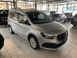 Mercedes-Benz T-Class T 180 d Progressive AHK MBUX LED RFK SPUR Verkeh Bild 3