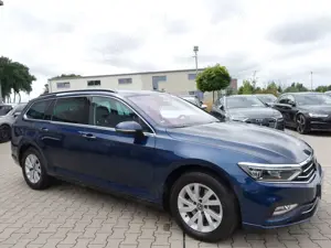 Volkswagen Passat Variant 2,0 TDI Variant Business DSG/AHK/HeadUp/DigiTacho Bild 3