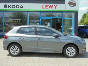 Skoda Fabia 1.0 TSI Ambition+Klima+PDC+Tempomat Bild 3