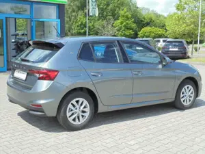 Skoda Fabia 1.0 TSI Ambition+Klima+PDC+Tempomat Bild 4