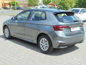 Skoda Fabia 1.0 TSI Ambition+Klima+PDC+Tempomat Bild 5