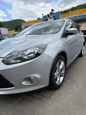 Ford Focus 1.0 EcoBoost Start-Stopp-System Champions Edition