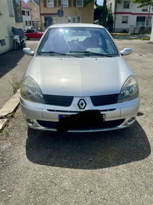 Renault Clio 1.4 16V Dynamique Bild 1