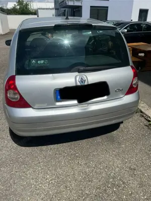 Renault Clio 1.4 16V Dynamique Bild 2