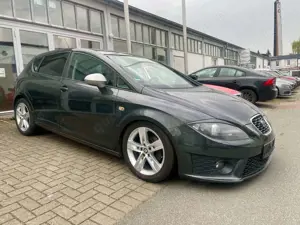 SEAT Leon 2.0 T FSI DSG FR