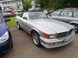 Mercedes-Benz SL 280 Bild 2