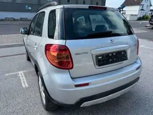 Suzuki SX4 Classic Style 4X4 Bild 3