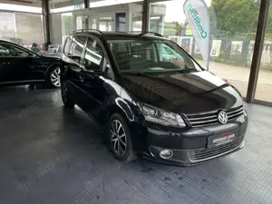 Volkswagen Touran Comfortline BMT*7Sitze*Bi-Xenon*Parkass.*