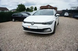 Volkswagen Golf VIII Variant AHK SHZ ACC