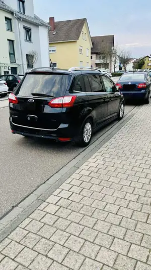 Ford Grand C-Max 1.6 EcoBoost Bild 3