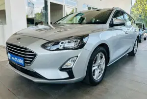 Ford Focus 1.5 TDCi CoolConnect Navi LED Kamera SHZG
