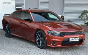 Dodge Charger R/T 5.7 V8*LED*Automt*AC*TÜV Insp. NEU