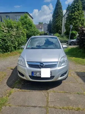 Opel Zafira Edition Bild 2