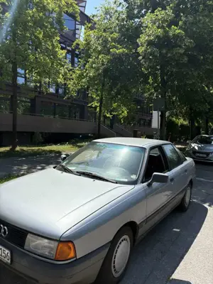 Audi 80 1.8 S Bild 2