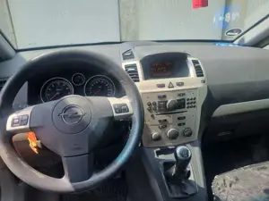 Opel Zafira Edition Bild 5