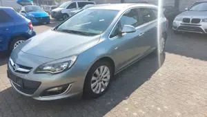 Opel Astra J Sports Tourer Exklusiv