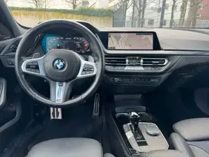 BMW 135 M135i xDrive Bild 4