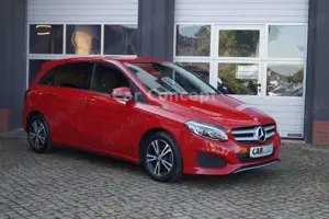 Mercedes-Benz B 220 4Matic *LED/Leder/Standhz.*