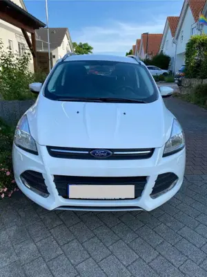 Ford Kuga Kuga 1.5 EcoBoost 2x4 Trend mit abneh. Anhängek