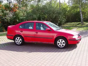 Skoda Octavia 1.8 20V SLX # 5-türig # Klima+GSHD # 2. Hand