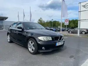 BMW 118 118d Bild 4