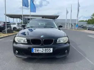 BMW 118 118d Bild 3